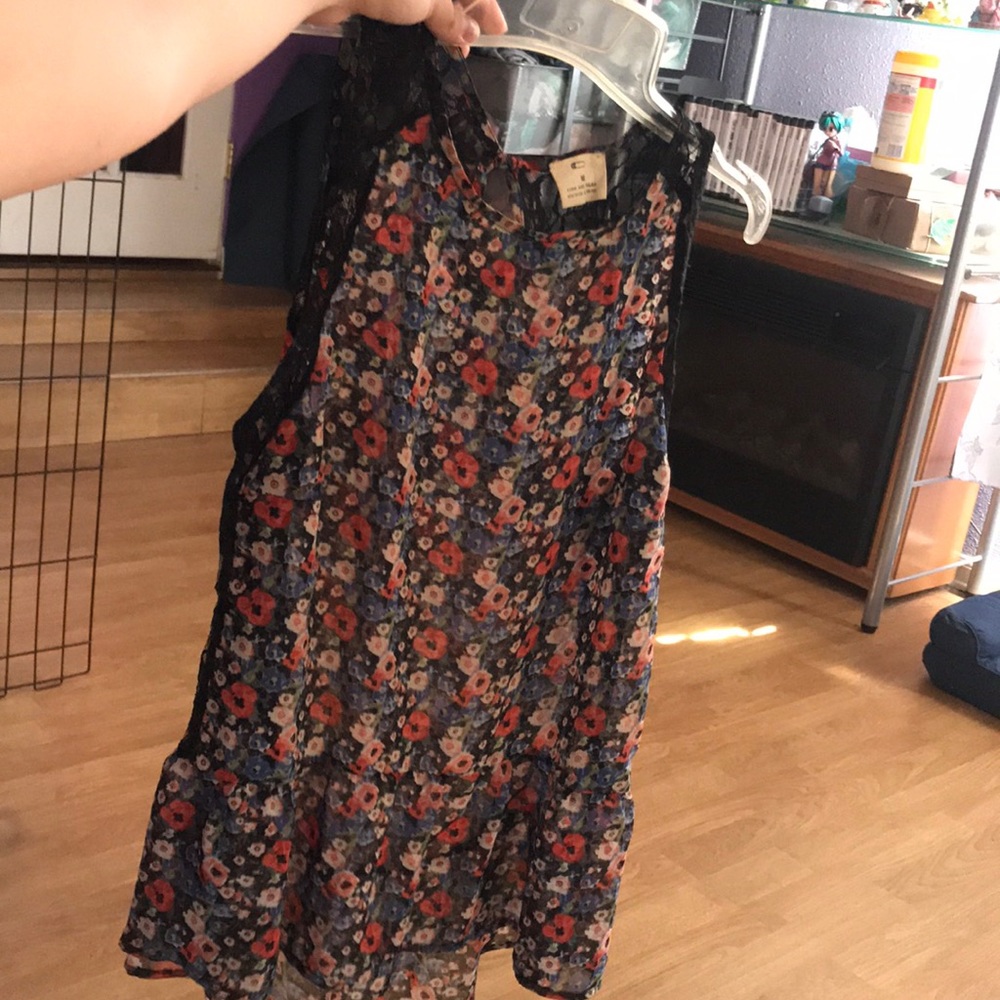 Pins & Needles flower Blouse